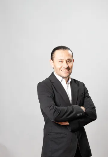 Herly Quimbayo Hover