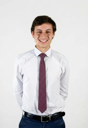 Julián Camacho  Hover